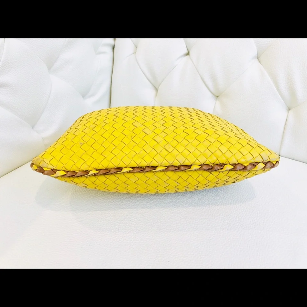 Bottega Veneta Yellow Woven Leather Hobo - Picture 4 of 12